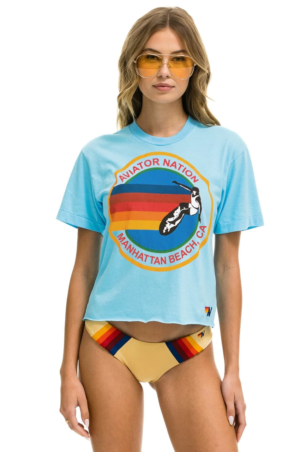12071-signature-manhattan-beach-boyfriend-tee-sky-1.webp SIGNATURE MANHATTAN BEACH BOYFRIEND TEE - SKY