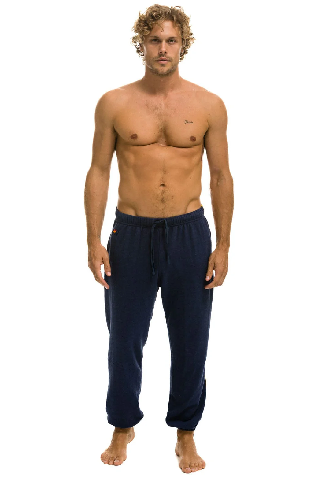 2064-5-stripe-sweatpants-navy-3.webp 5 STRIPE SWEATPANTS - NAVY