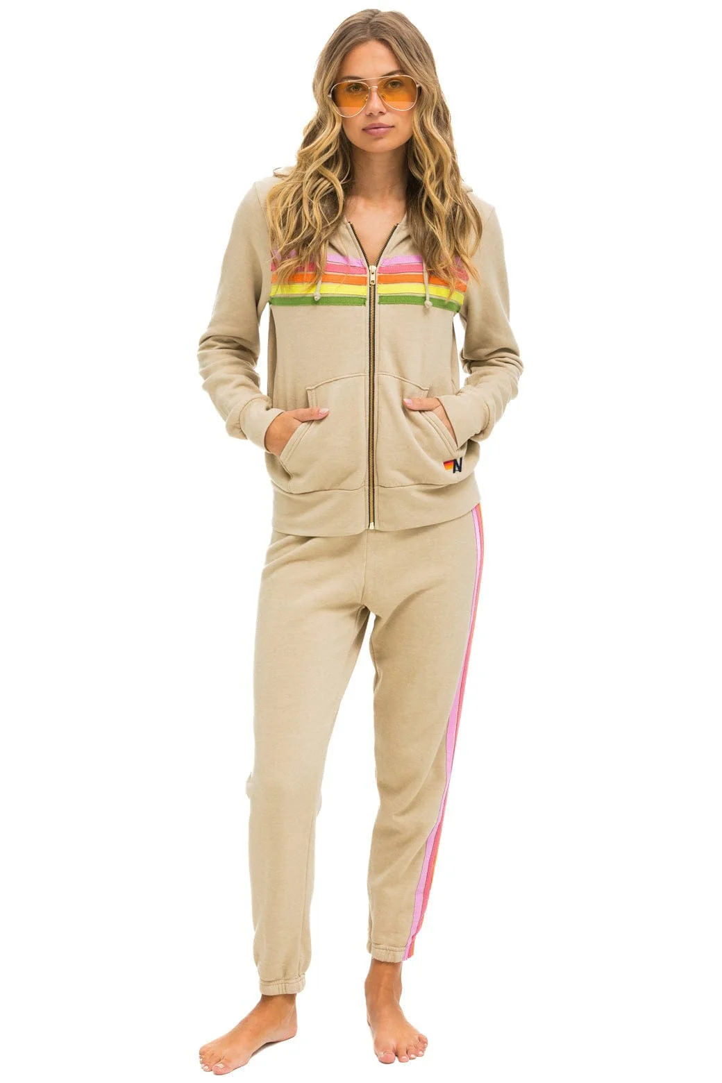 3117-5-stripe-sweatpants-sand-pink-green-6.webp 5 STRIPE SWEATPANTS - SAND // PINK // GREEN