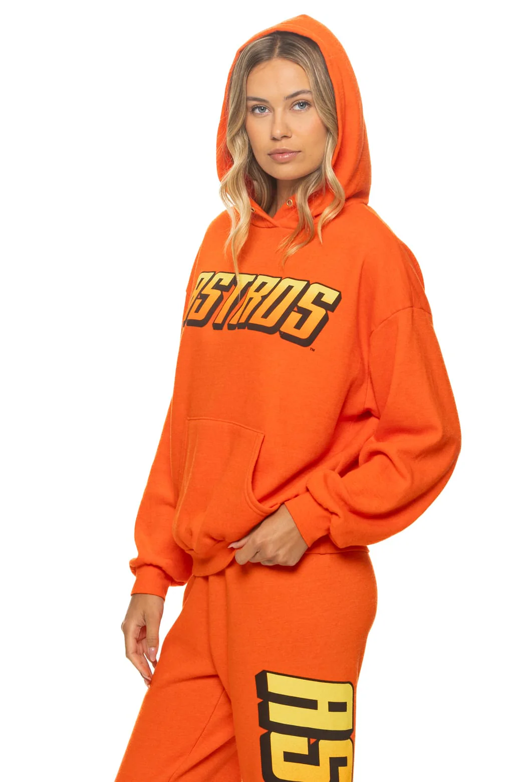 6255-houston-astros-2026-relaxed-pullover-hoodie-orange-6.webp HOUSTON ASTROS 2026 RELAXED PULLOVER HOODIE - ORANGE